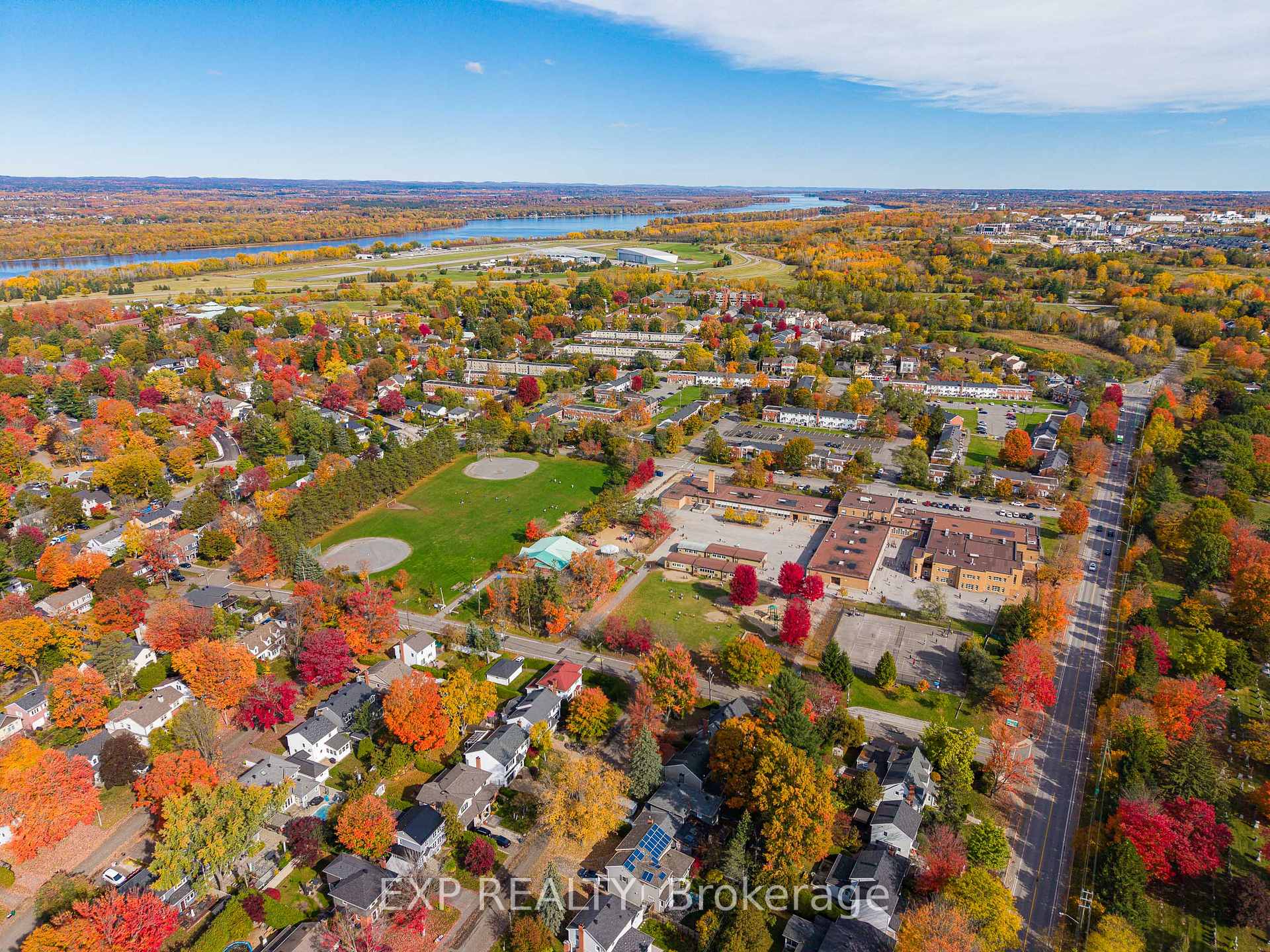 Photo 32 of 1091 Georgeton Private, Ottawa, Manor Park — HOMEH
