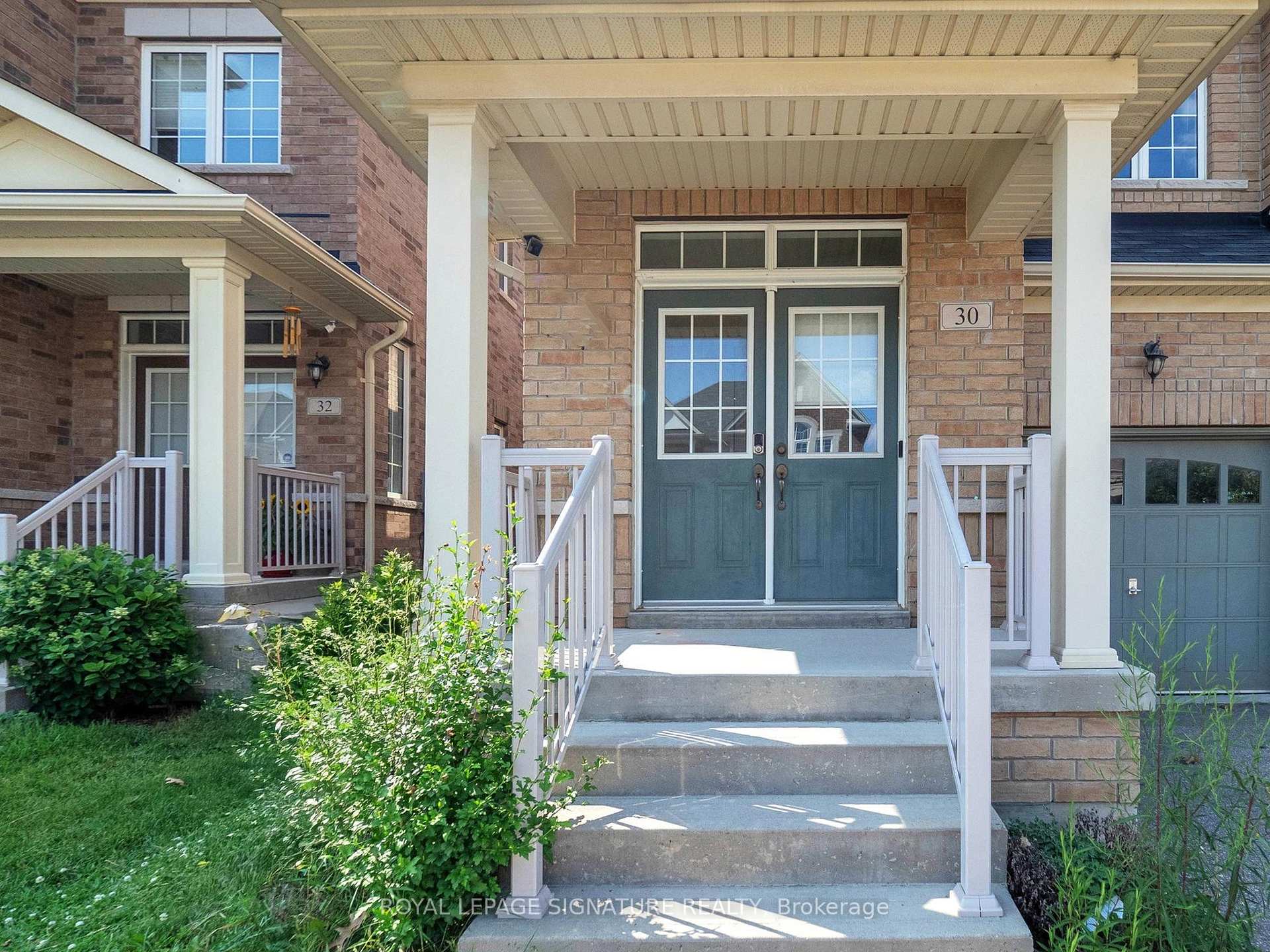Photo 3 of 30 Walbrook Road, Brampton, Credit Valley — HOMEH