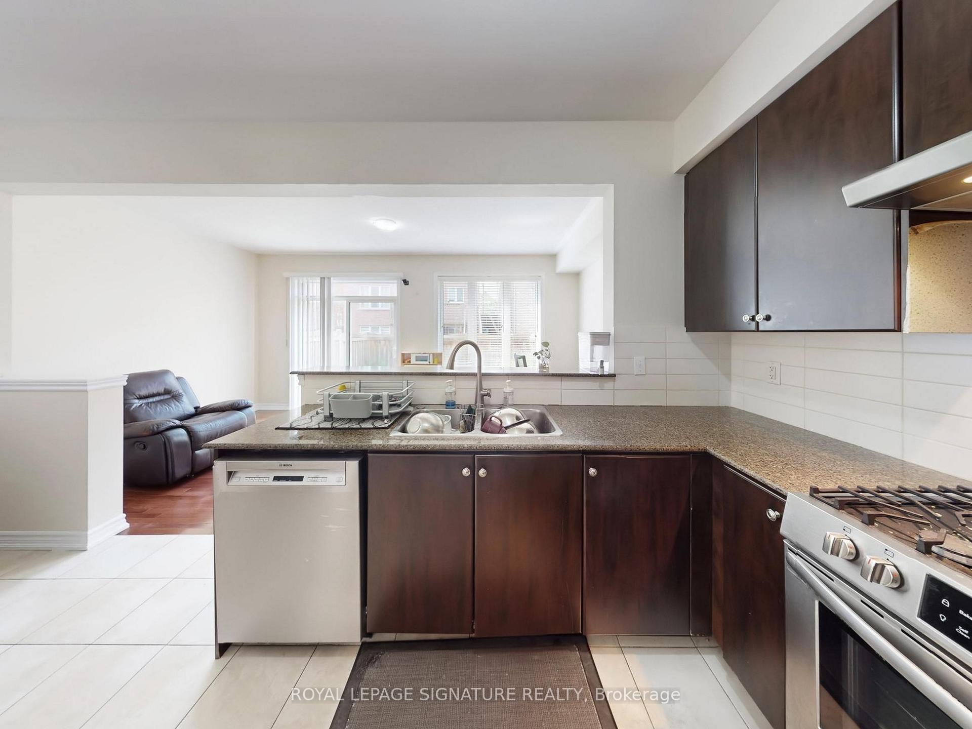 Photo 15 of 30 Walbrook Road, Brampton, Credit Valley — HOMEH