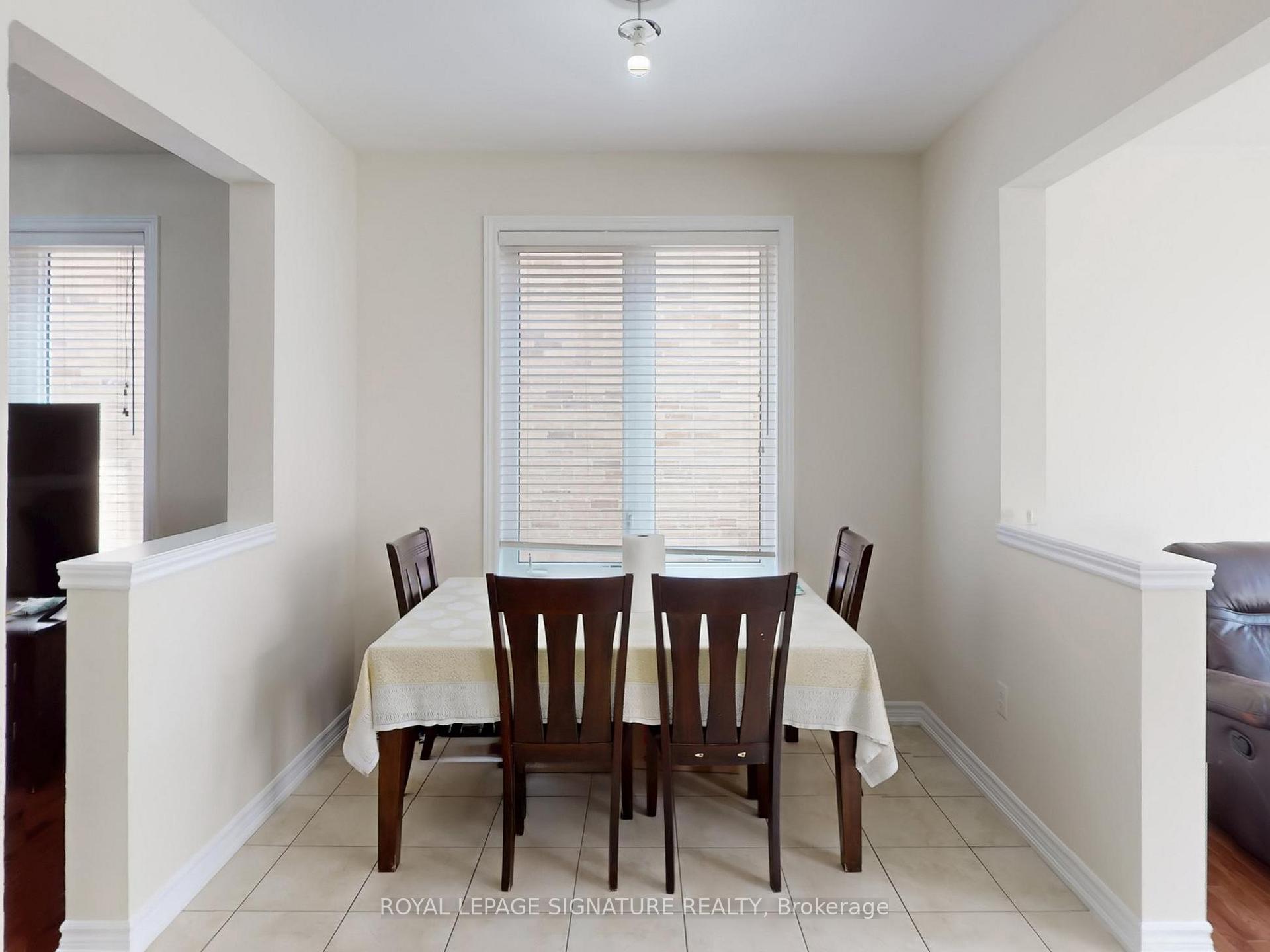 Photo 17 of 30 Walbrook Road, Brampton, Credit Valley — HOMEH
