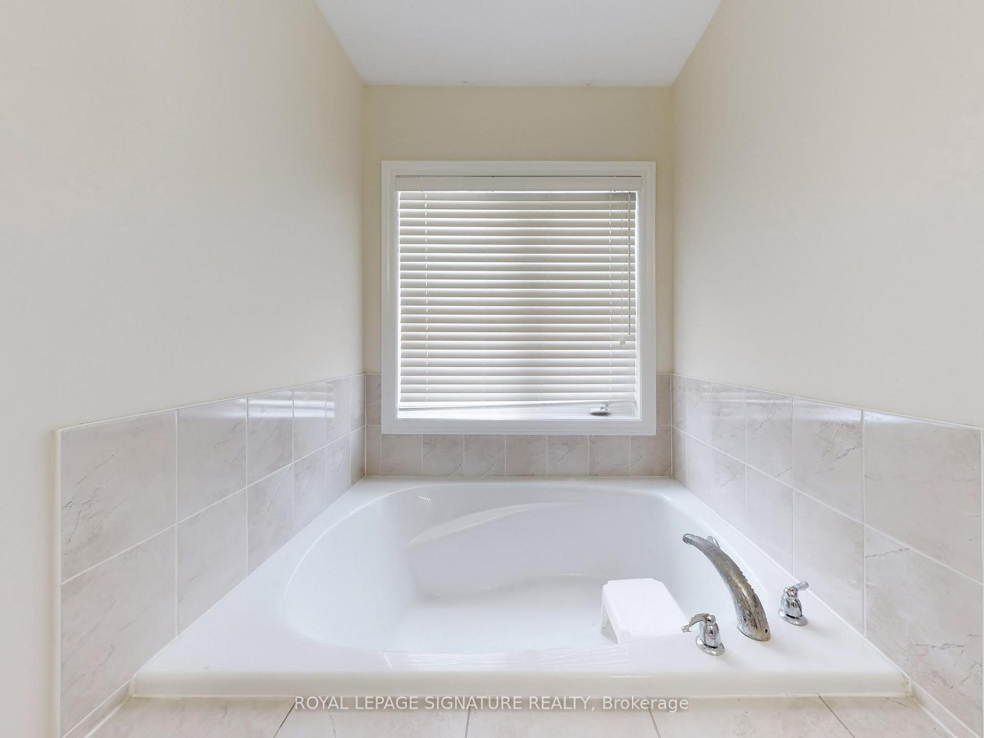 Photo 29 of 30 Walbrook Road, Brampton, Credit Valley — HOMEH