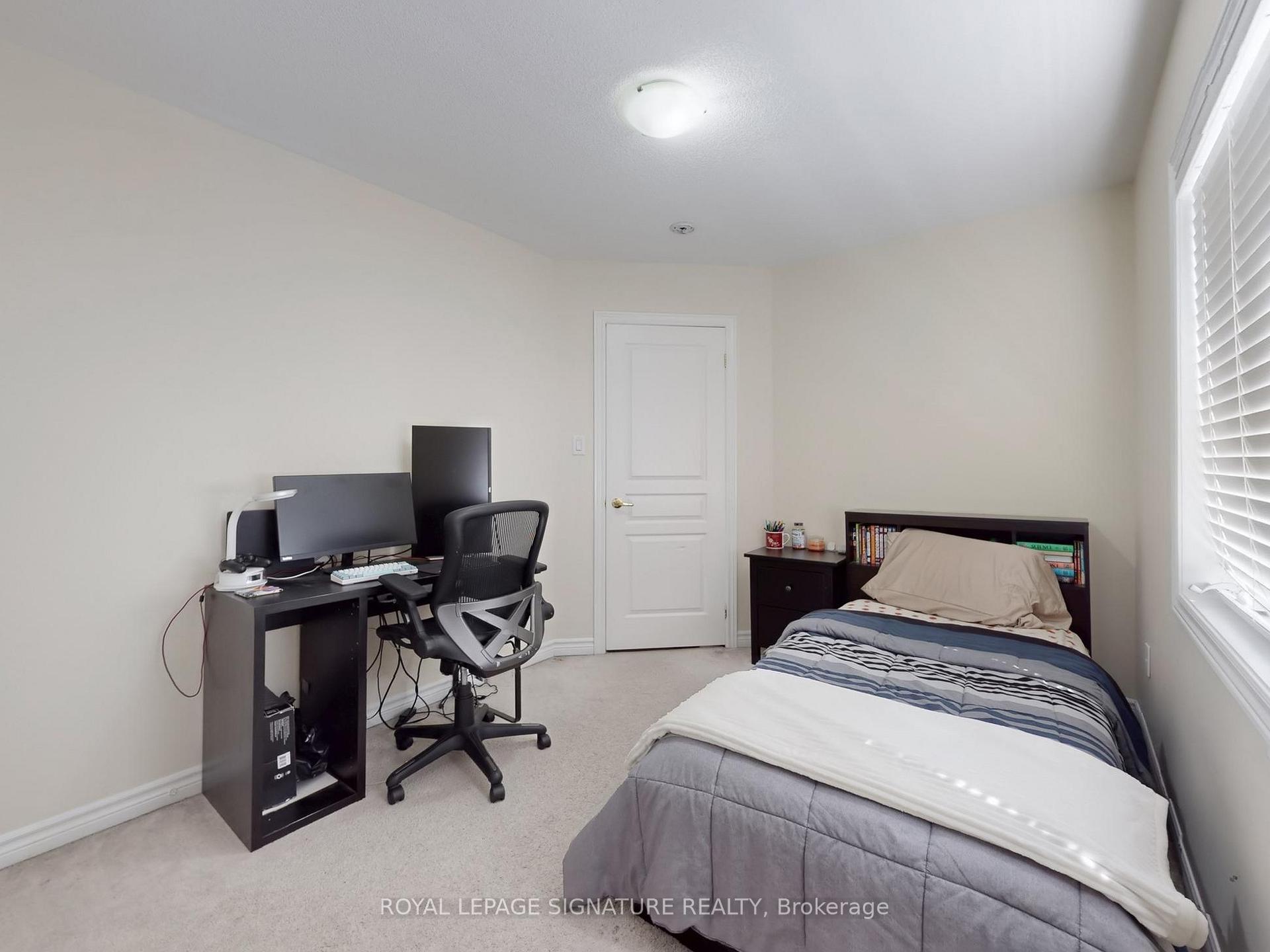 Photo 33 of 30 Walbrook Road, Brampton, Credit Valley — HOMEH