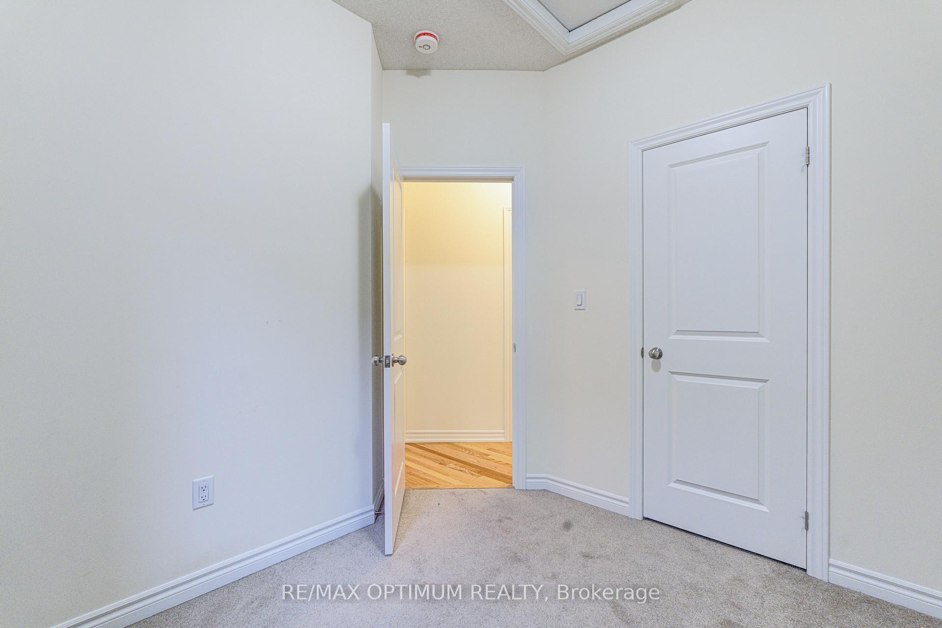Photo 32 of 29 Bonnington Drive, Brampton, Northwest Brampton — HOMEH