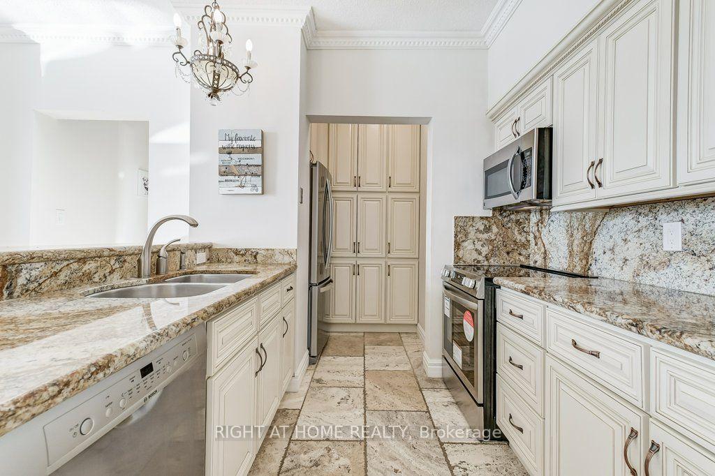 Photo 8 of Unit PH2, 25 Grenville Street, Toronto, Bay Street Corridor — HOMEH