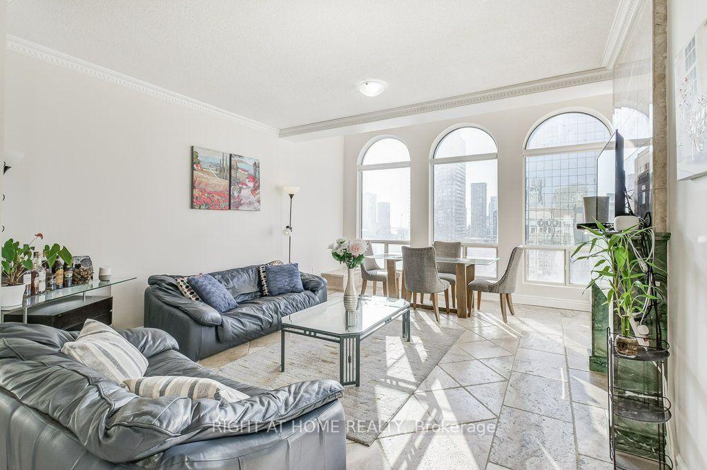 Photo 14 of Unit PH2, 25 Grenville Street, Toronto, Bay Street Corridor — HOMEH