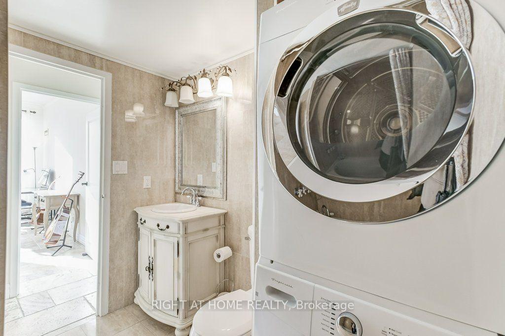 Photo 23 of Unit PH2, 25 Grenville Street, Toronto, Bay Street Corridor — HOMEH