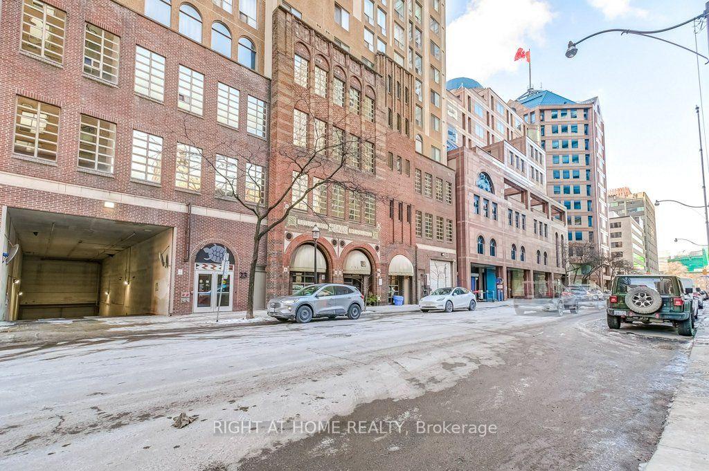 Photo 35 of Unit PH2, 25 Grenville Street, Toronto, Bay Street Corridor — HOMEH