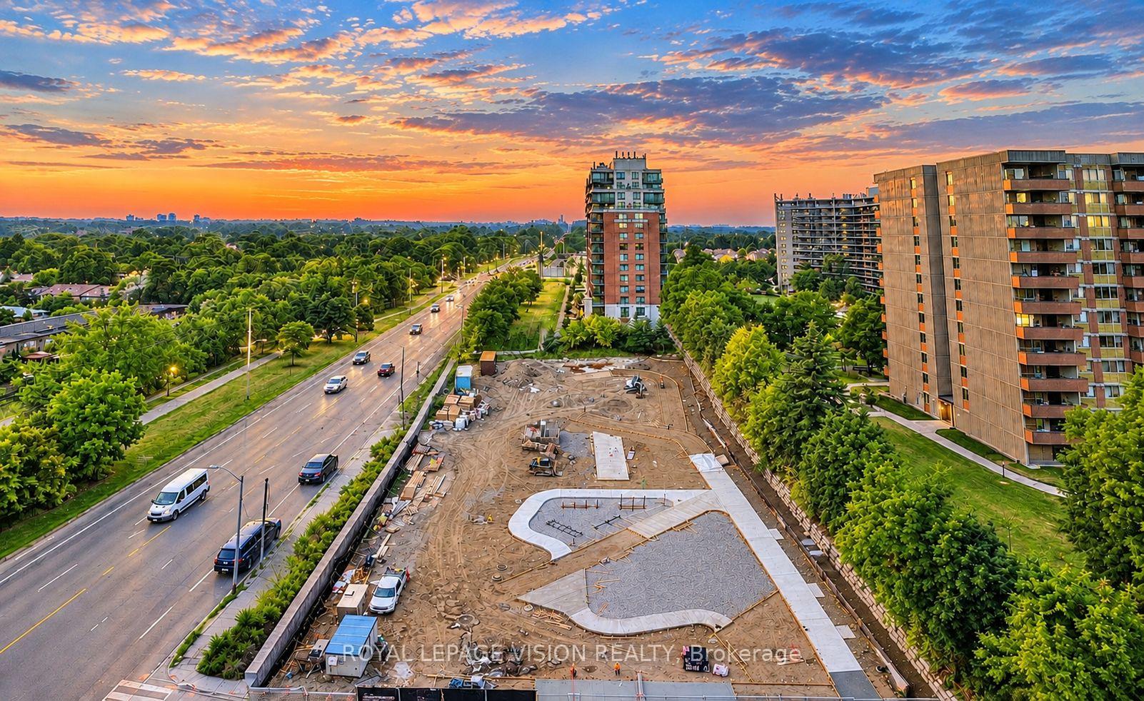 Photo of Unit 911, 4010 Eglinton Avenue W