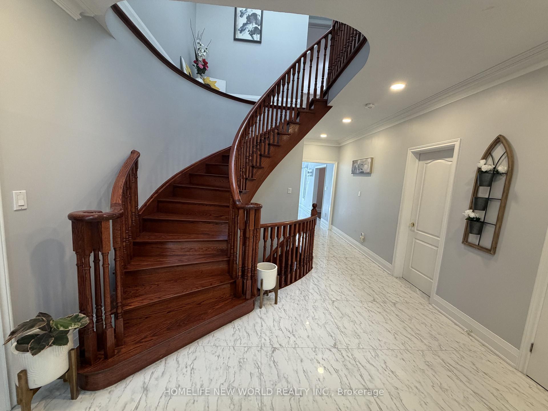 Photo 3 of Unit (UPPER), 63A Roosevelt Drive, Richmond Hill, South Richvale — HOMEH