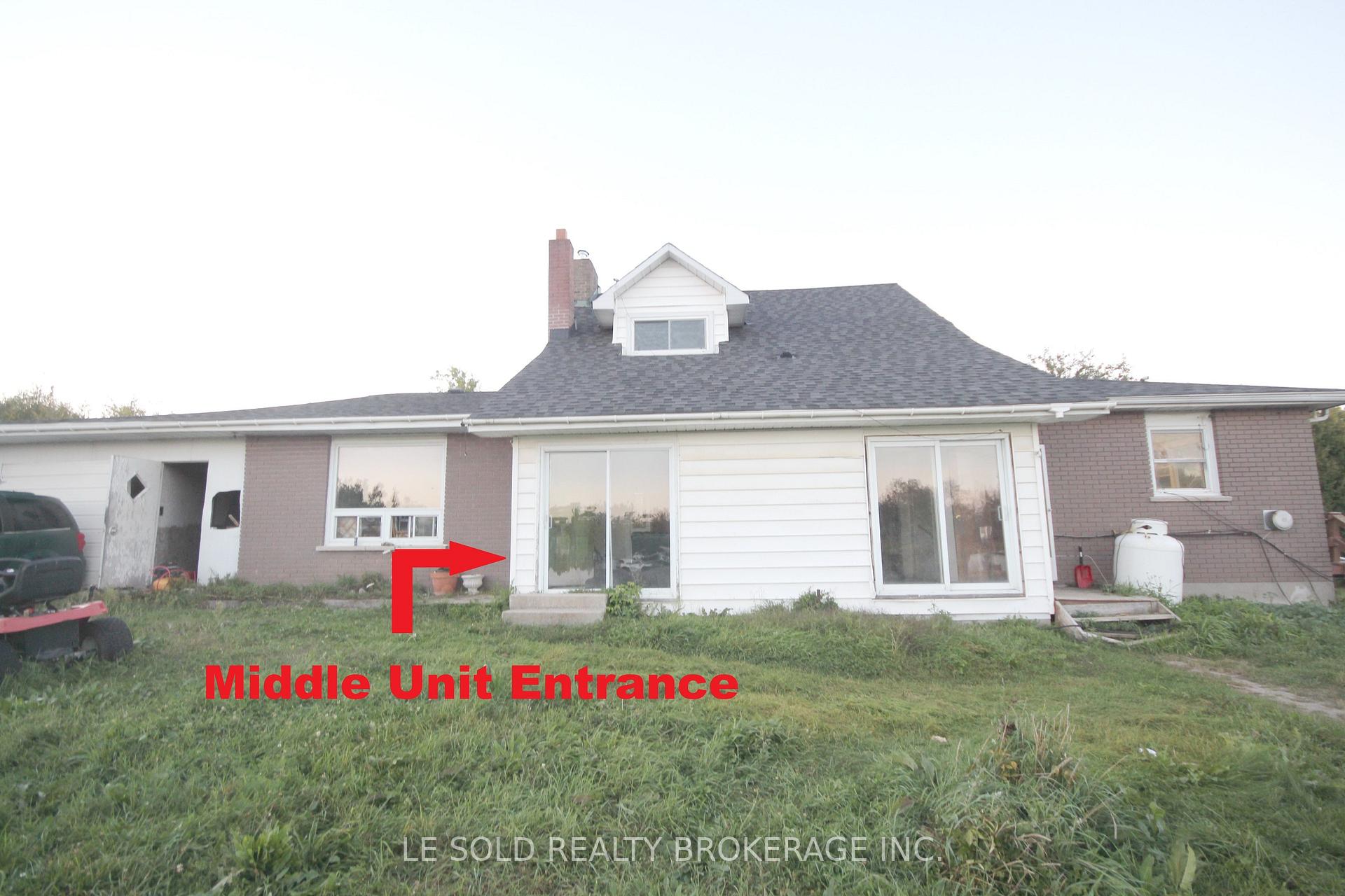 Photo of Unit Middle Unit, 2420 Providence Line