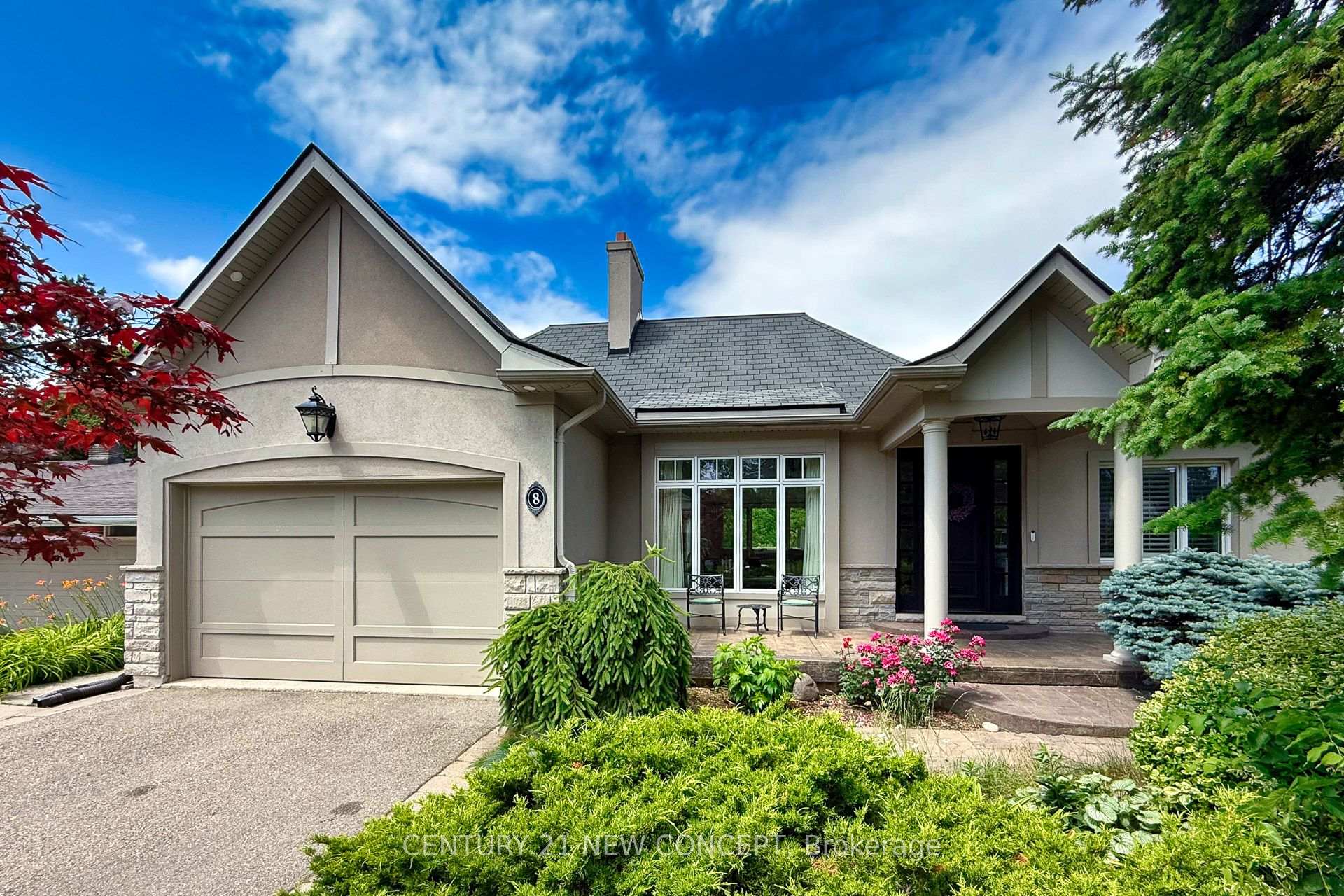 Photo 1 of 8 Echo Valley Ridge, Etobicoke, Islington-City Centre West — HOMEH