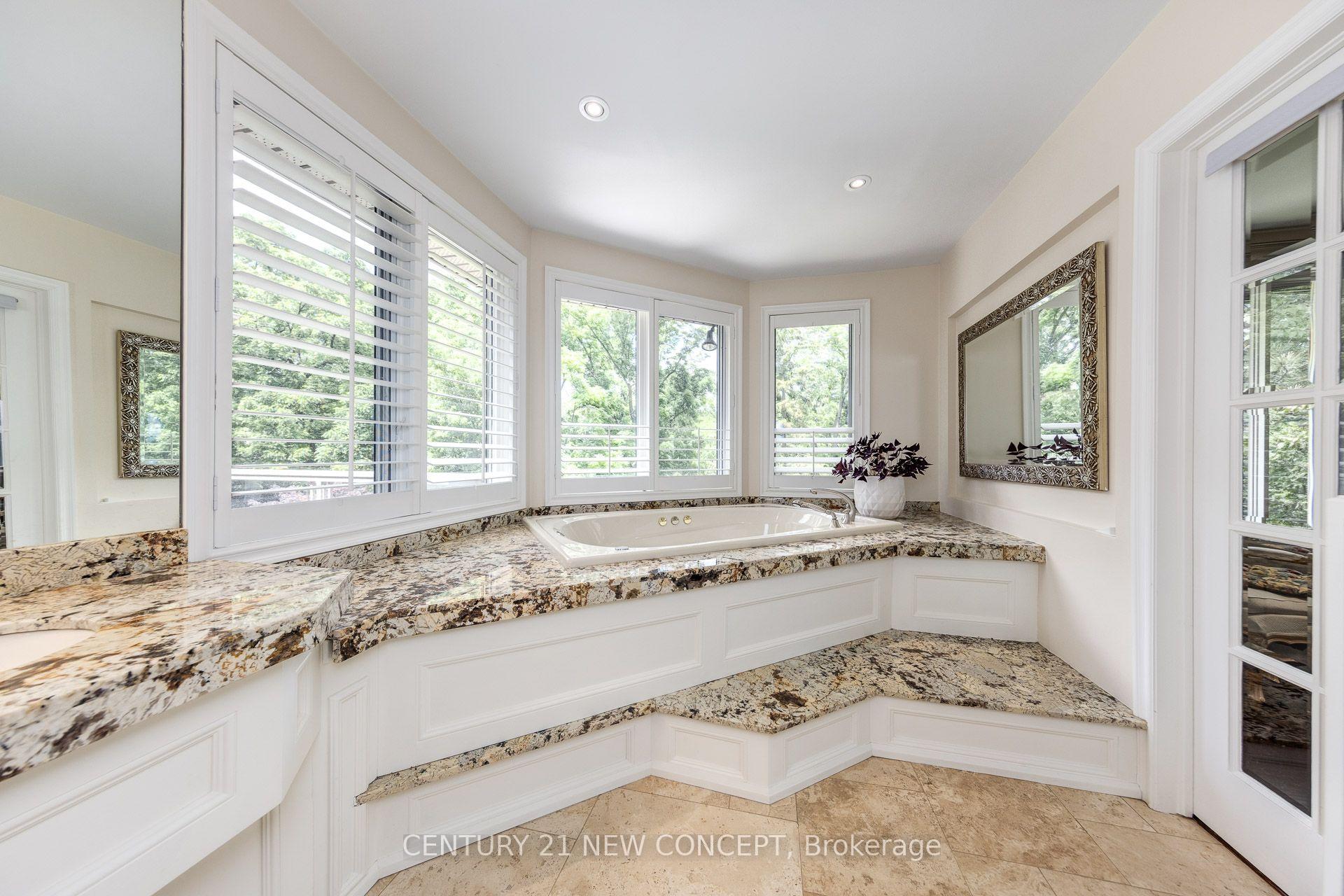Photo 11 of 8 Echo Valley Ridge, Etobicoke, Islington-City Centre West — HOMEH