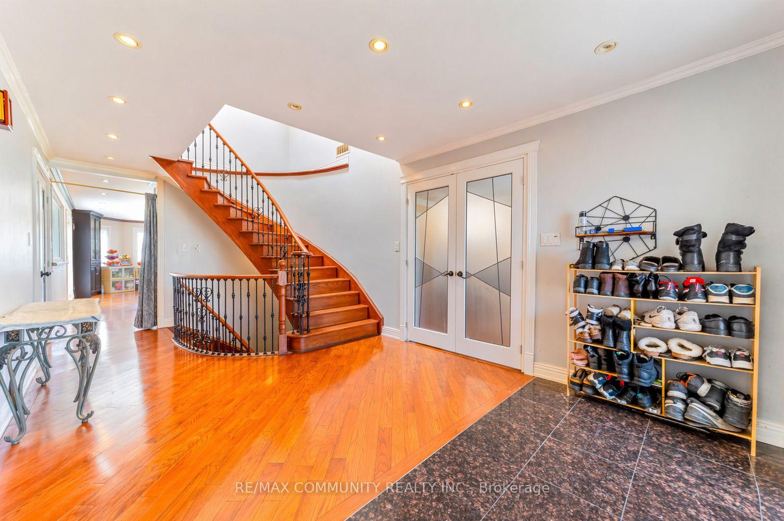Photo 7 of 56 Cedar Brae Boulevard, Scarborough, Eglinton East — HOMEH