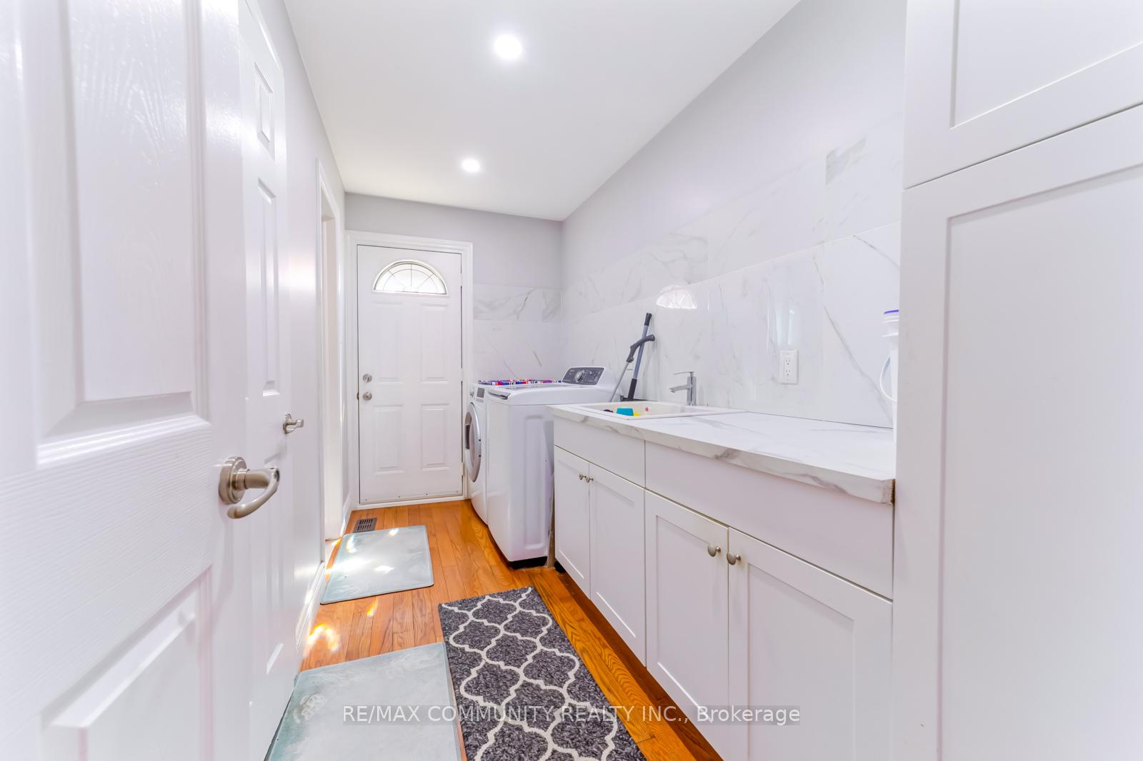Photo 18 of 56 Cedar Brae Boulevard, Scarborough, Eglinton East — HOMEH