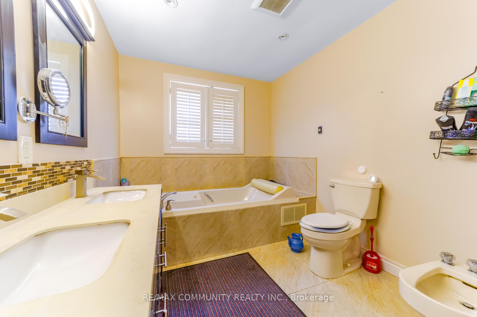 Photo 26 of 56 Cedar Brae Boulevard, Scarborough, Eglinton East — HOMEH