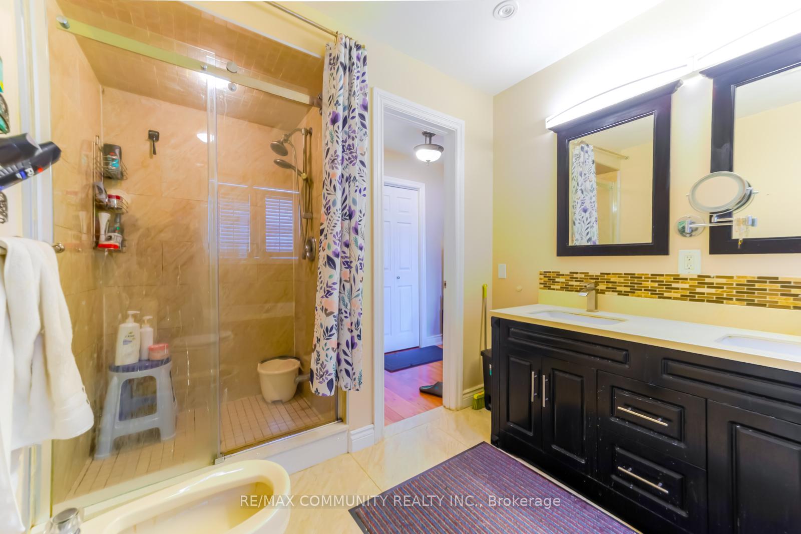 Photo 27 of 56 Cedar Brae Boulevard, Scarborough, Eglinton East — HOMEH