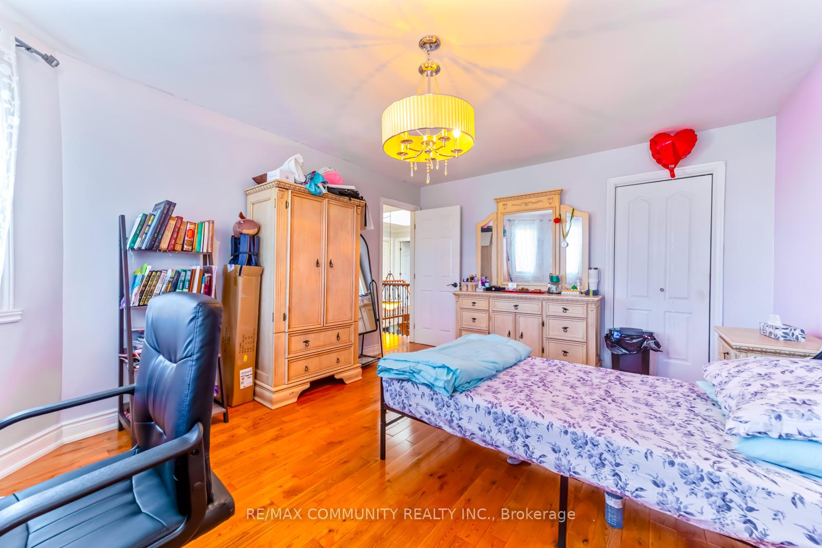 Photo 29 of 56 Cedar Brae Boulevard, Scarborough, Eglinton East — HOMEH