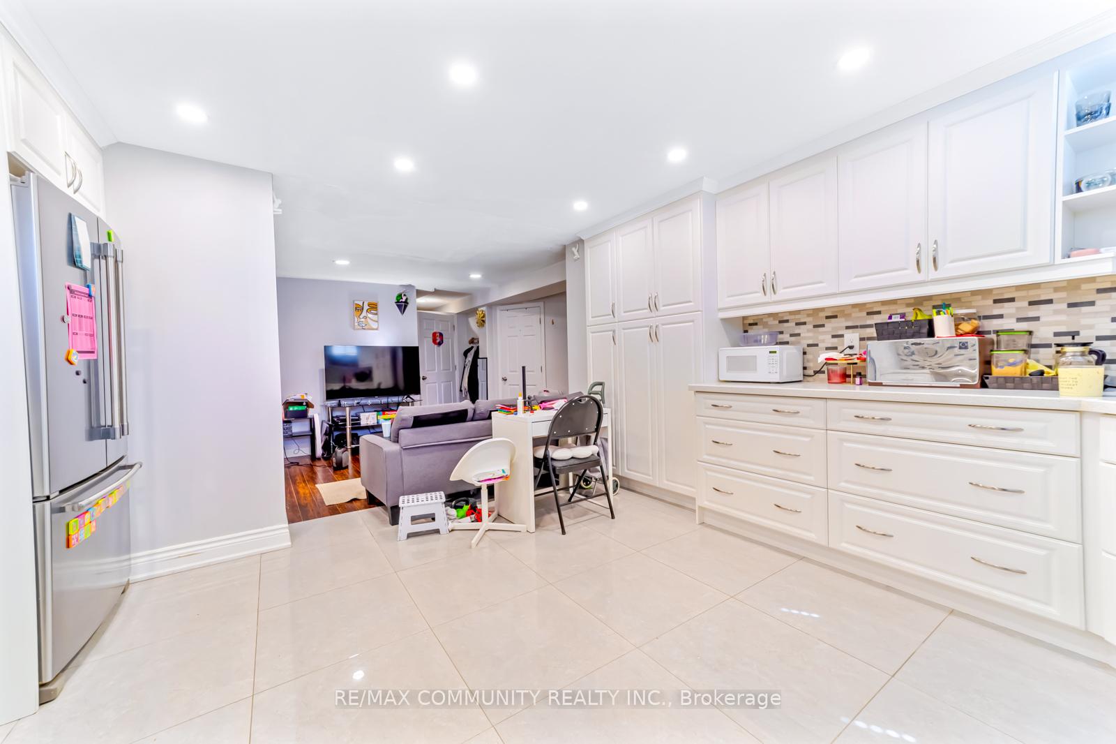 Photo 40 of 56 Cedar Brae Boulevard, Scarborough, Eglinton East — HOMEH