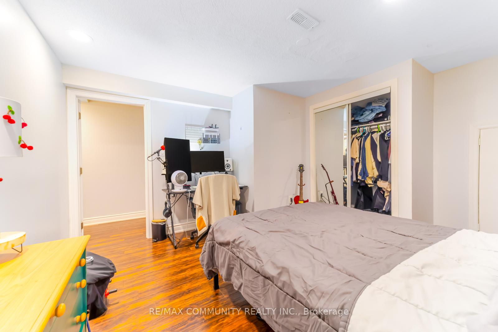 Photo 41 of 56 Cedar Brae Boulevard, Scarborough, Eglinton East — HOMEH