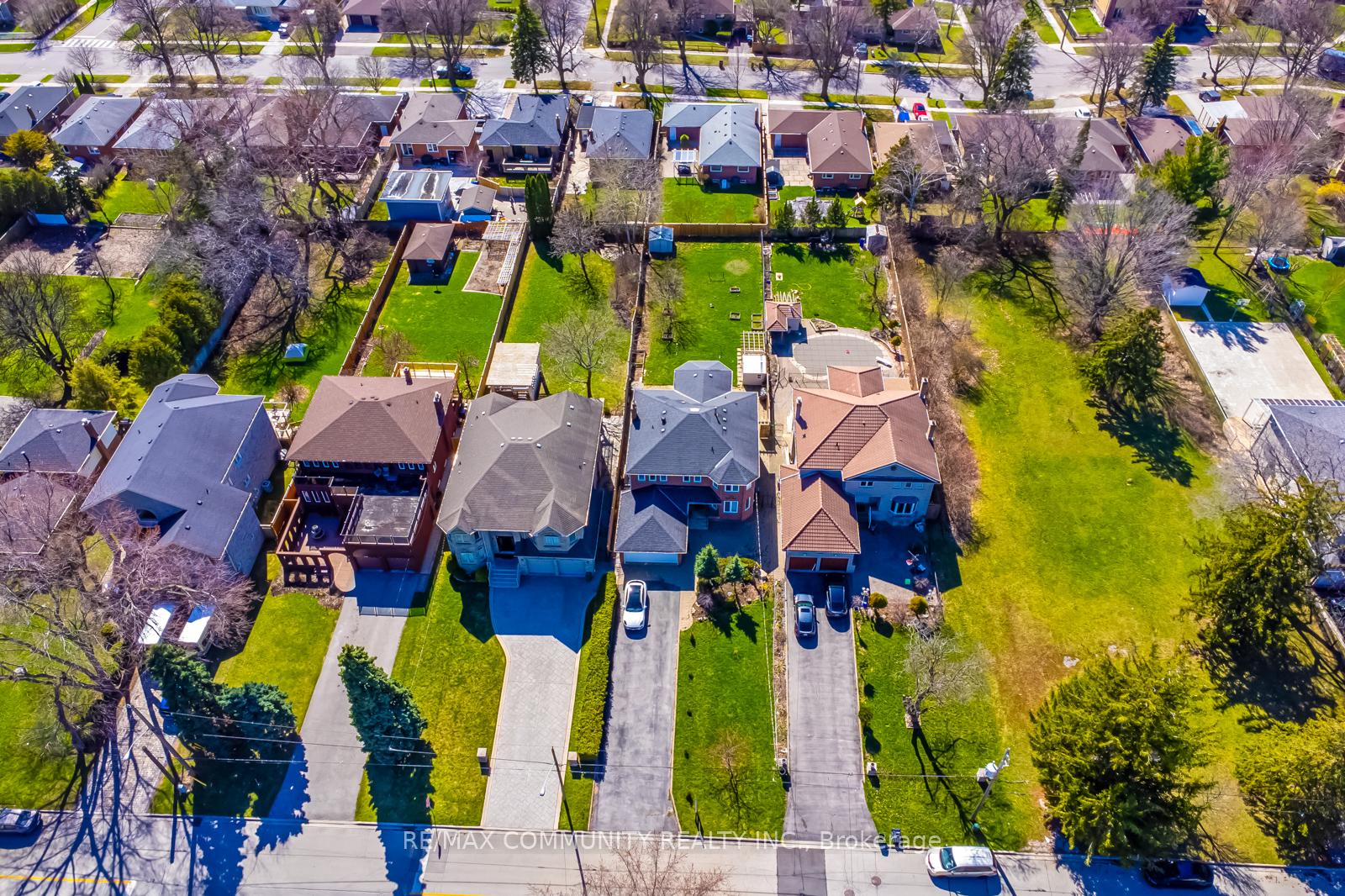 Photo 48 of 56 Cedar Brae Boulevard, Scarborough, Eglinton East — HOMEH
