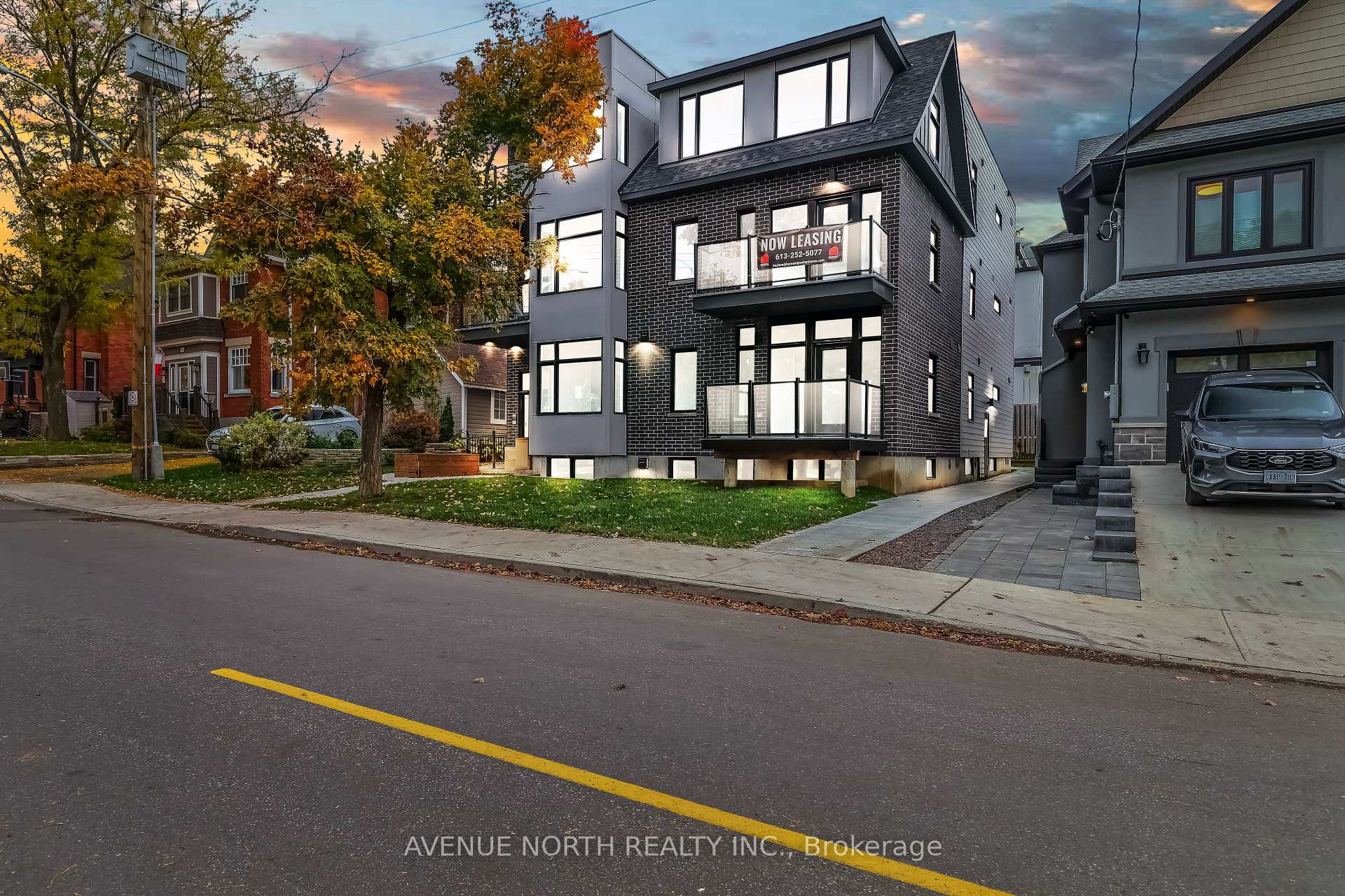 Photo 2 of Unit 201, 436 Athlone Avenue, Ottawa, Westboro/Hampton Park — HOMEH