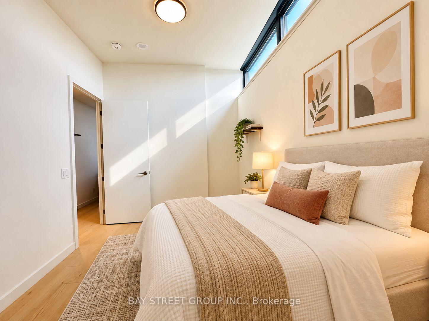 Photo 5 of Unit 2207, 81 Wellesley Street E, Toronto, Church-Yonge Corridor — HOMEH