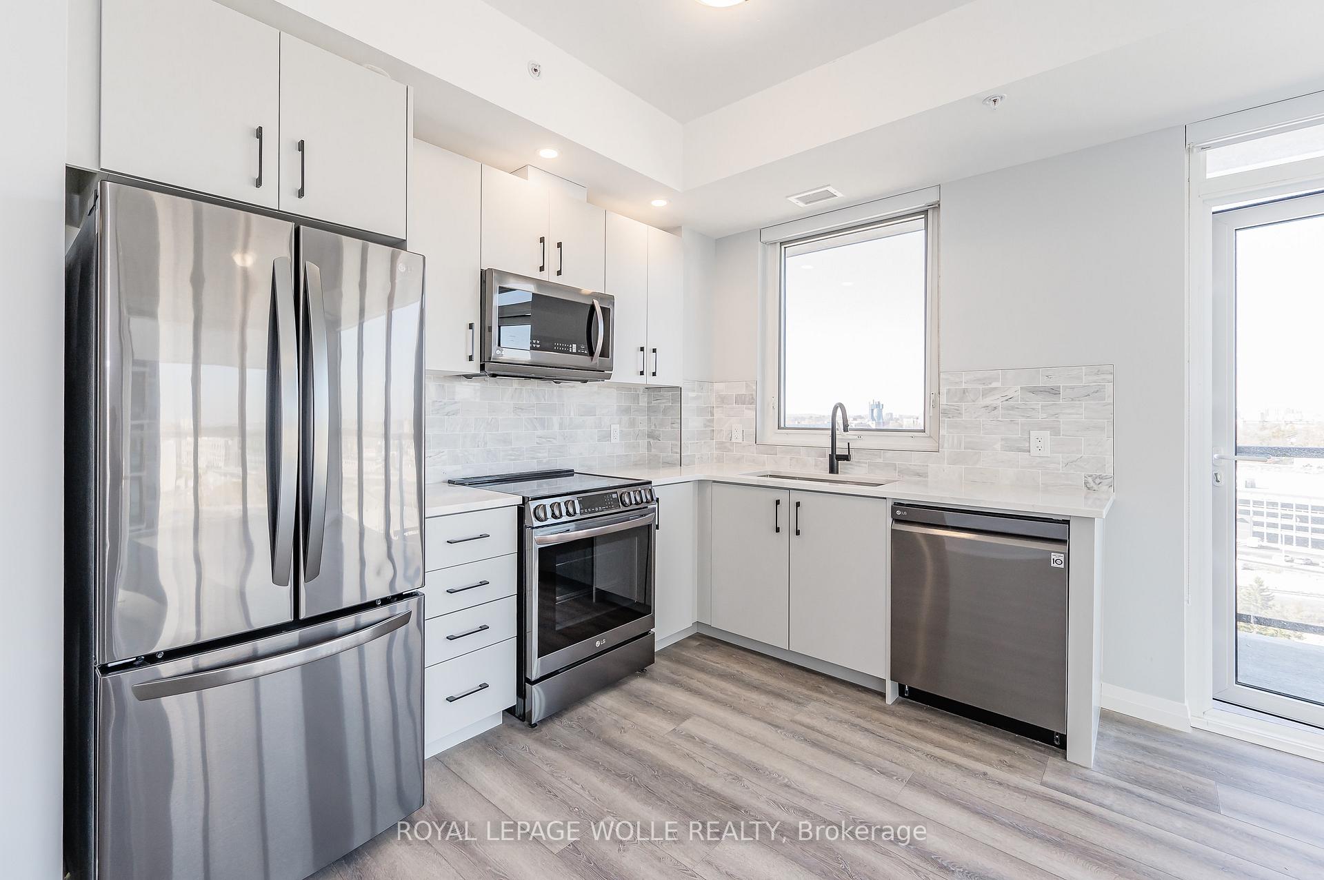 Photo 5 of Unit 1311, 108 Garment Street, Kitchener, Cherry Hill — HOMEH