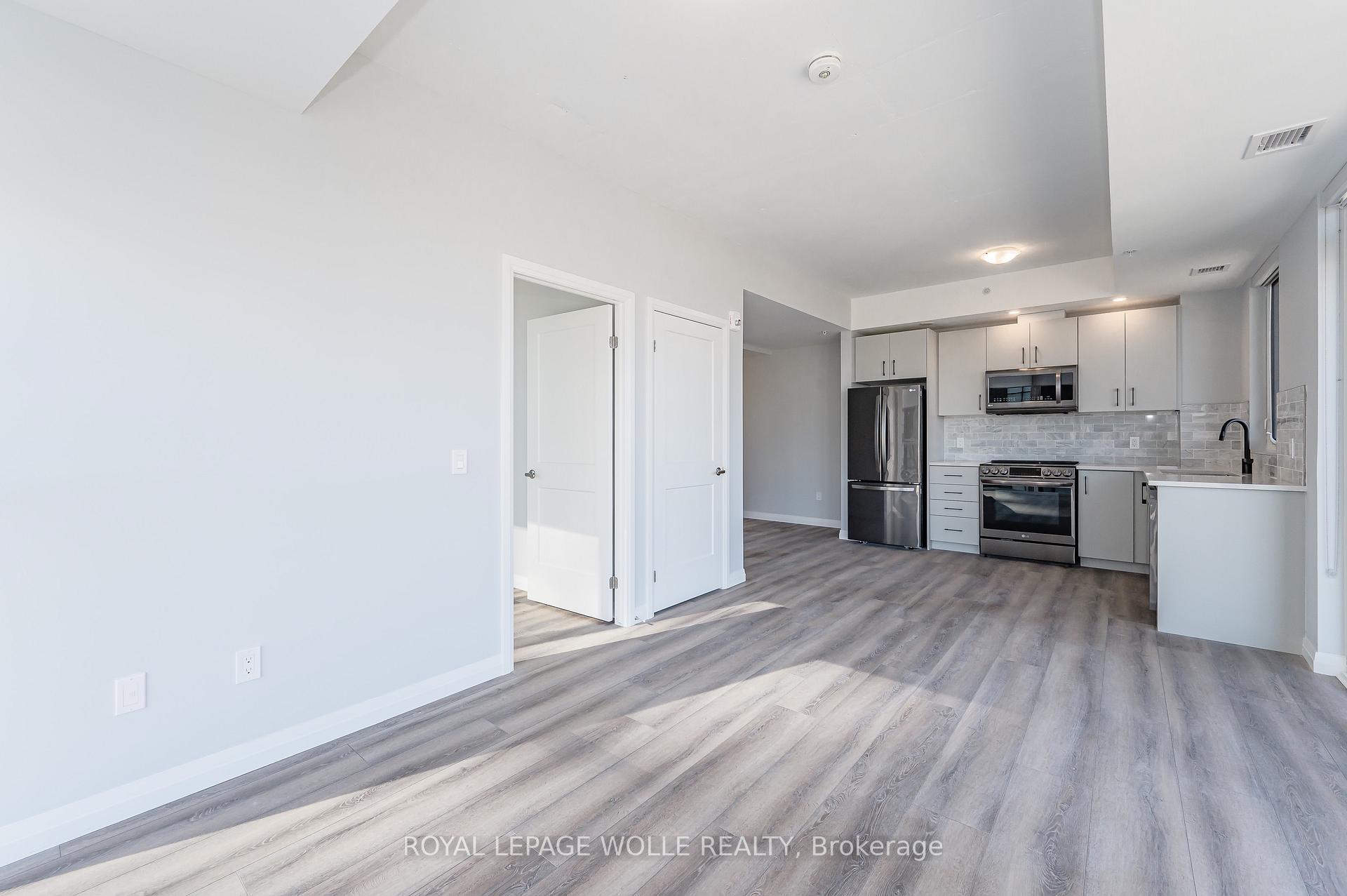 Photo 11 of Unit 1311, 108 Garment Street, Kitchener, Cherry Hill — HOMEH