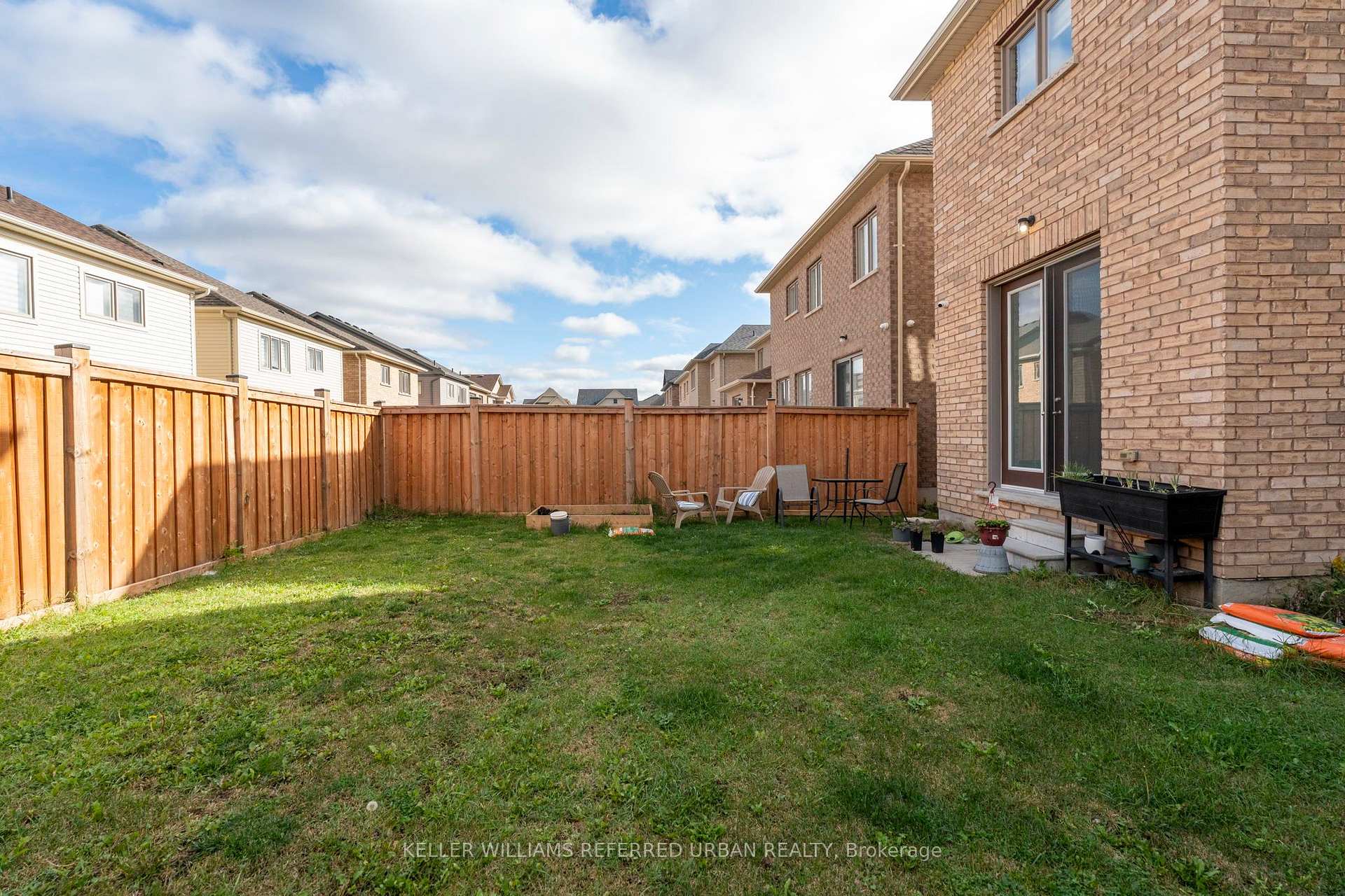 Photo 4 of Unit Upper, 2523 Orchestrate Drive, Oshawa, Windfields — HOMEH