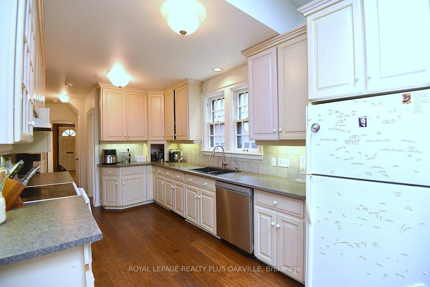 Photo 12 of 1236 King Street W, Hamilton, Westdale — HOMEH
