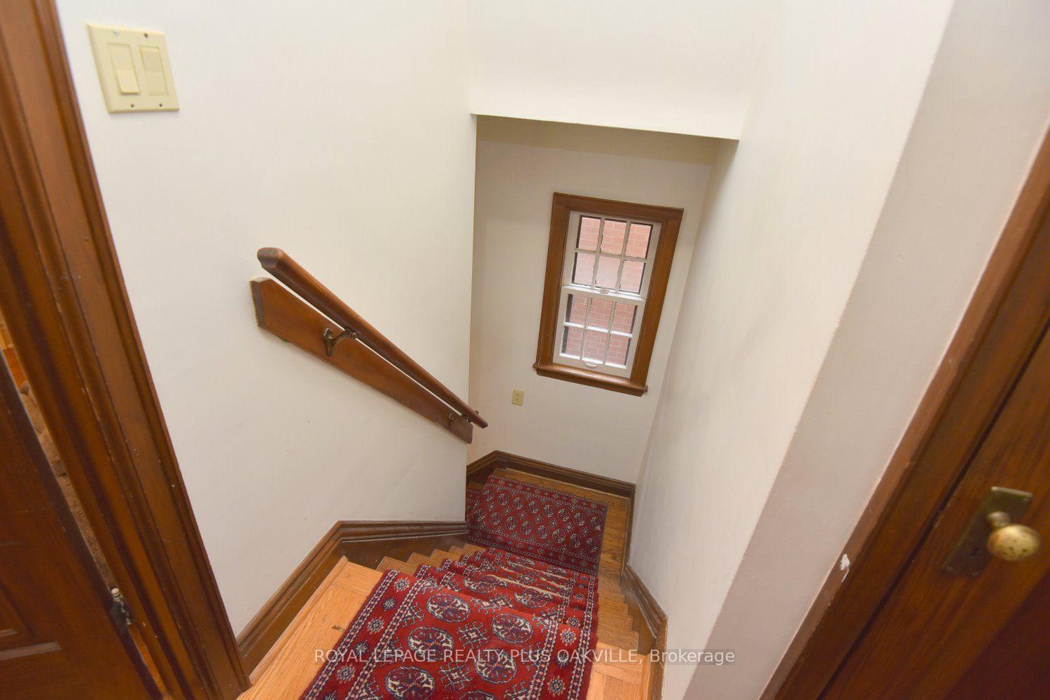 Photo 18 of 1236 King Street W, Hamilton, Westdale — HOMEH