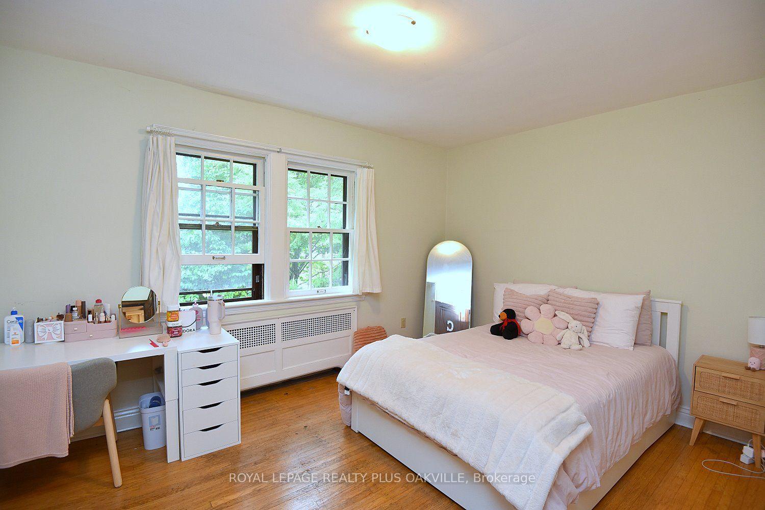 Photo 23 of 1236 King Street W, Hamilton, Westdale — HOMEH
