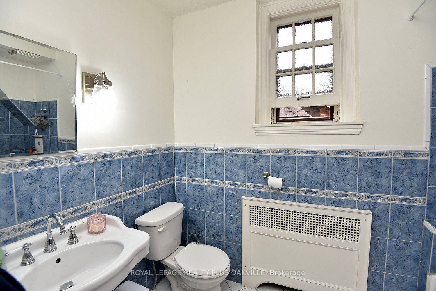 Photo 26 of 1236 King Street W, Hamilton, Westdale — HOMEH