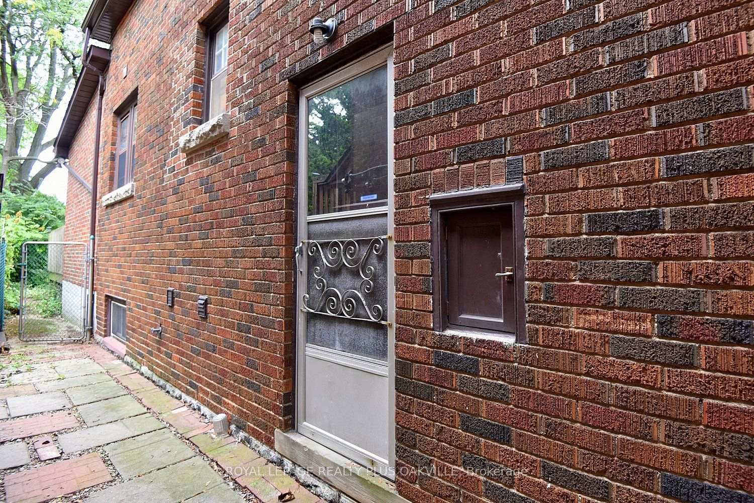 Photo 34 of 1236 King Street W, Hamilton, Westdale — HOMEH