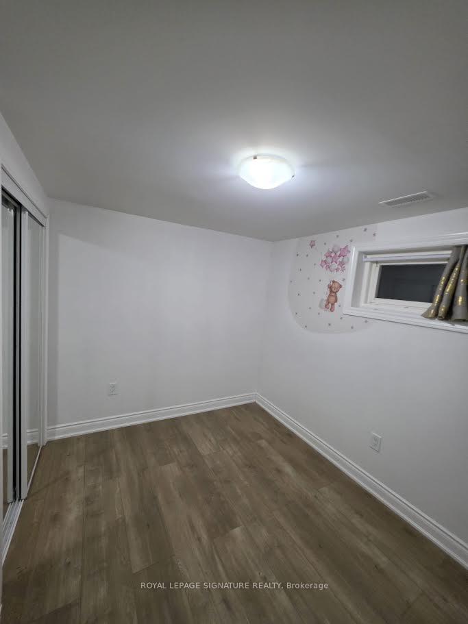 Photo 3 of Unit Basement, 4264 Brandon Gate, Mississauga, Malton — HOMEH