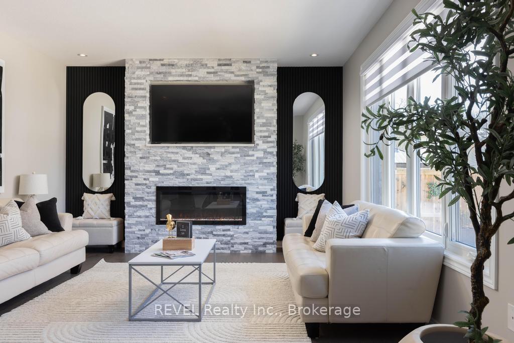 Photo 10 of 7819 Pender Street, Niagara Falls, Oldfield — HOMEH