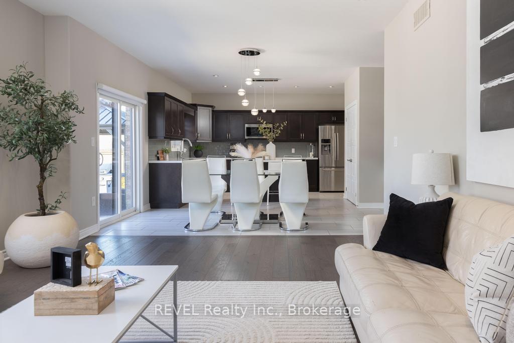 Photo 11 of 7819 Pender Street, Niagara Falls, Oldfield — HOMEH