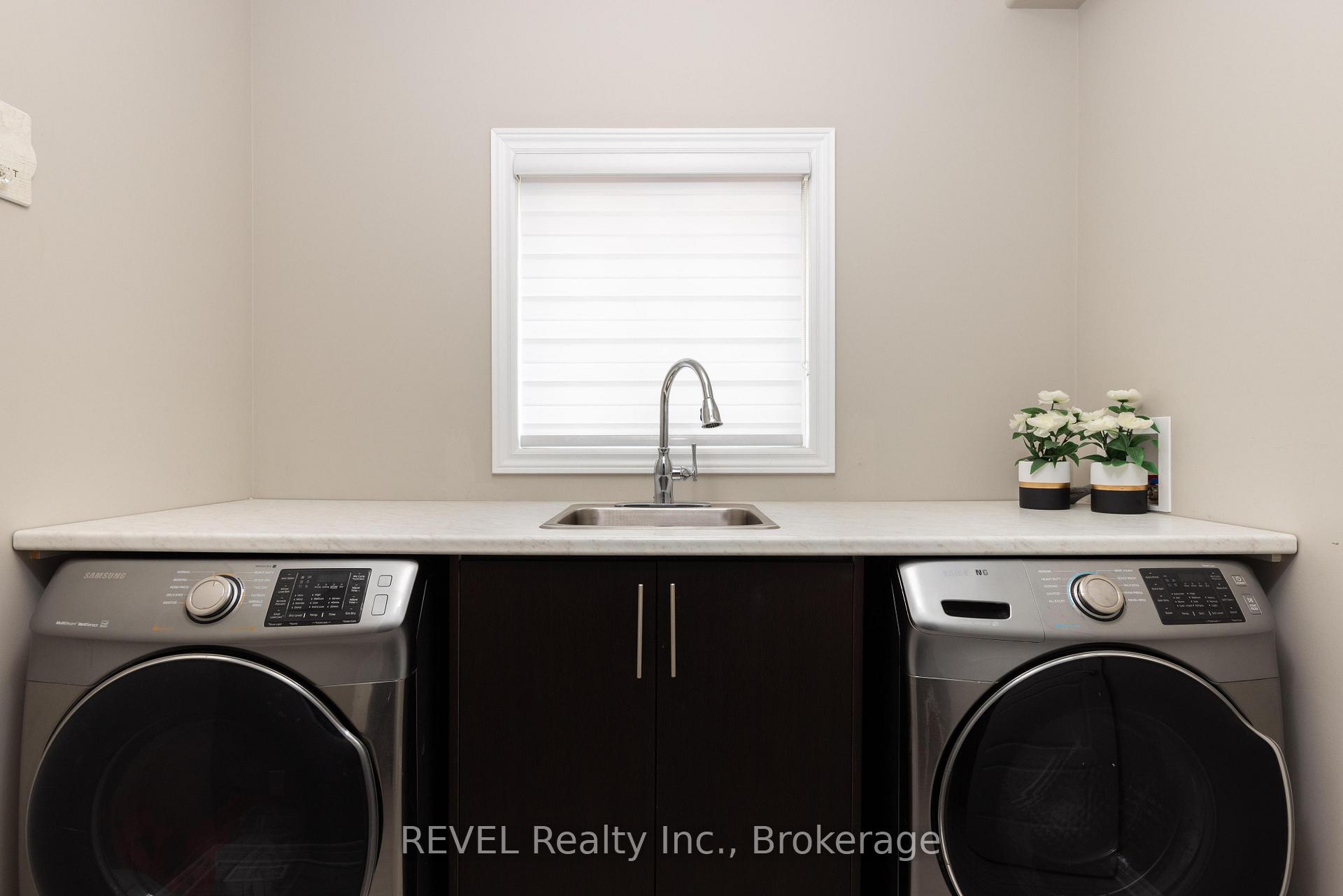 Photo 16 of 7819 Pender Street, Niagara Falls, Oldfield — HOMEH