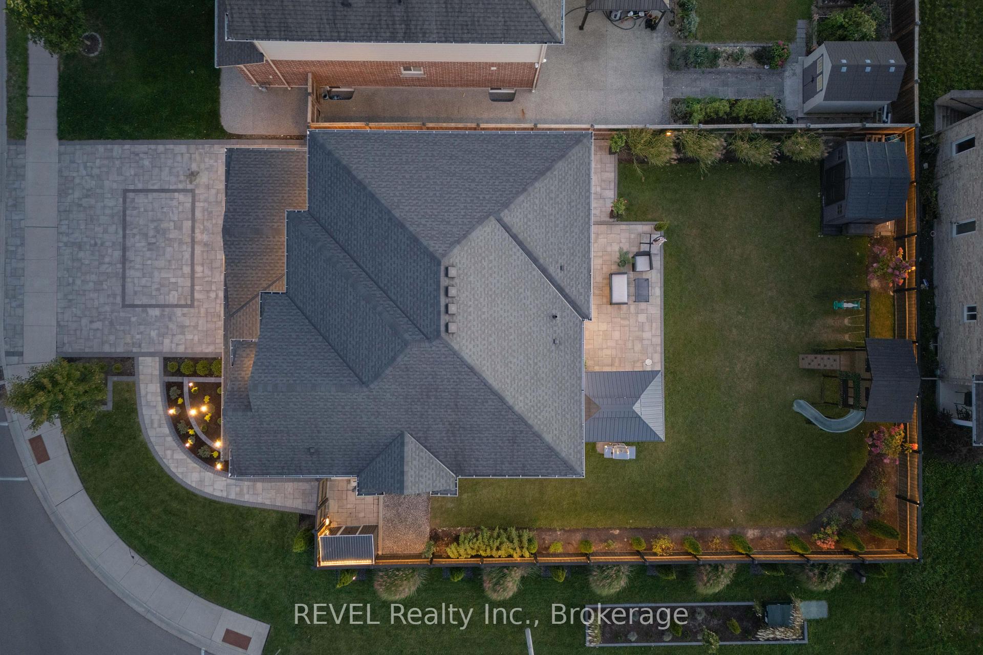 Photo 44 of 7819 Pender Street, Niagara Falls, Oldfield — HOMEH