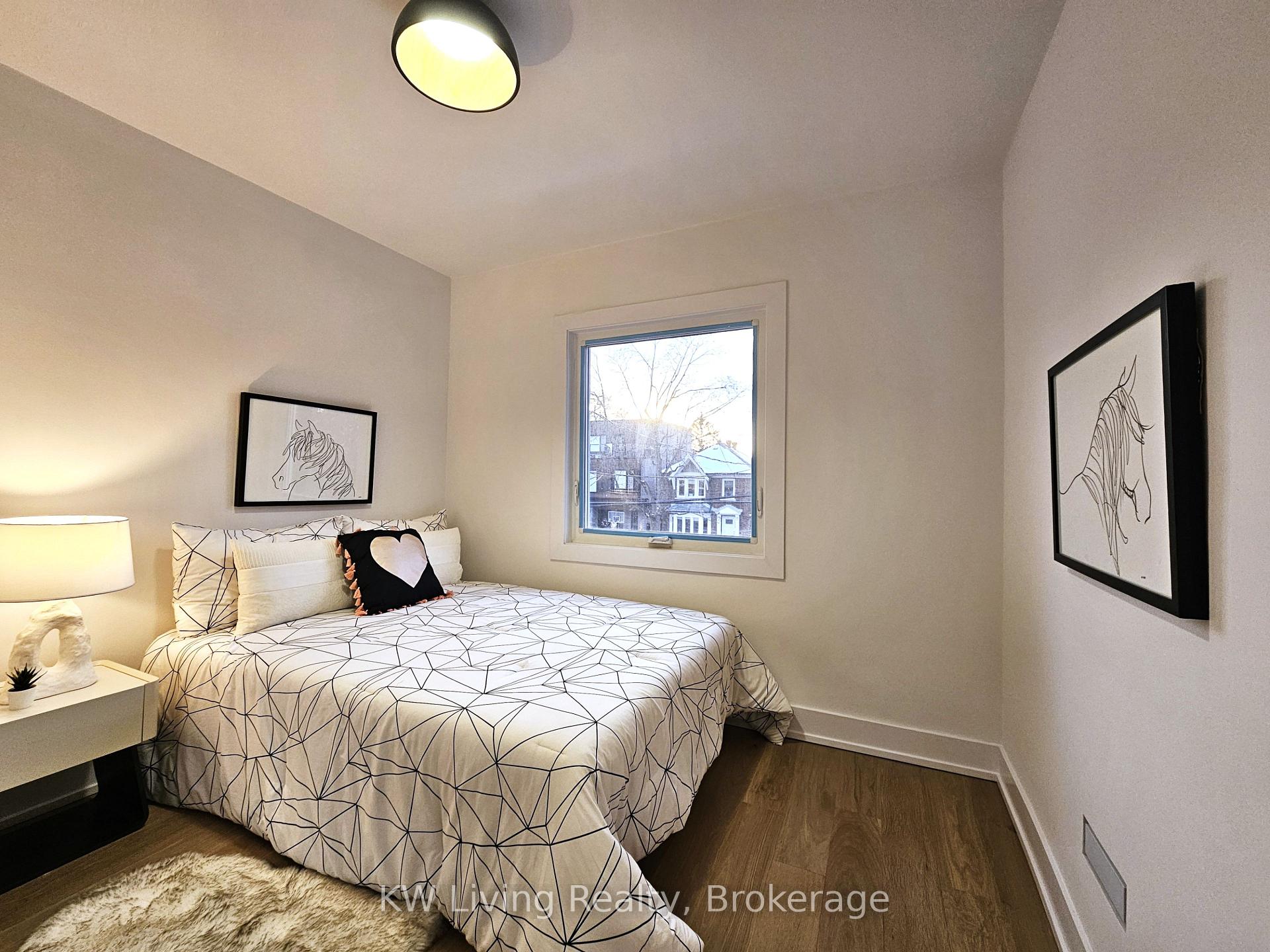 Photo 12 of 113 Humbercrest Boulevard, Toronto, Lambton Baby Point — HOMEH