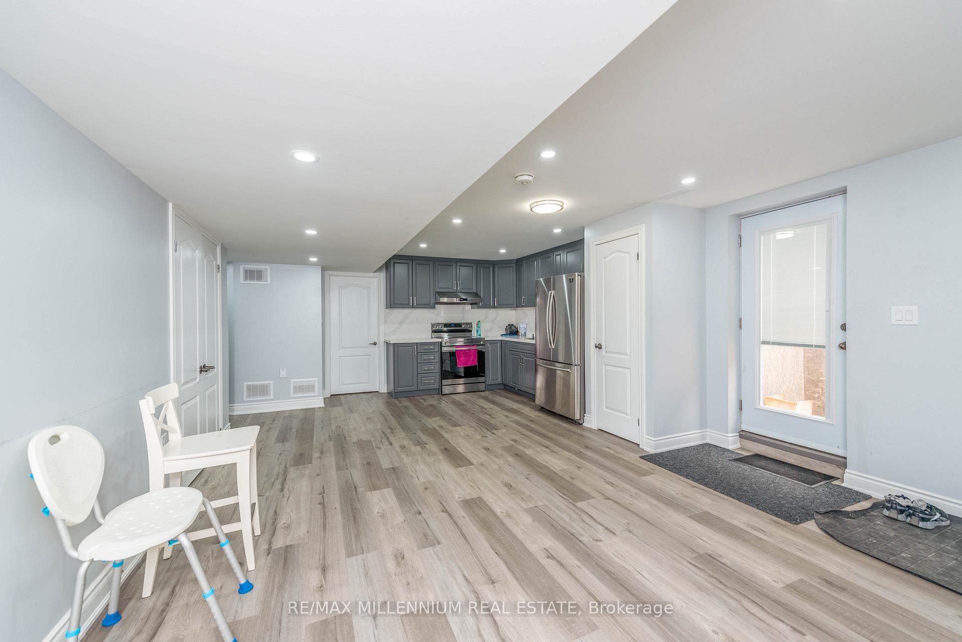 Photo 31 of 12 Elderbridge Road, Brampton, Toronto Gore Rural Estate — HOMEH