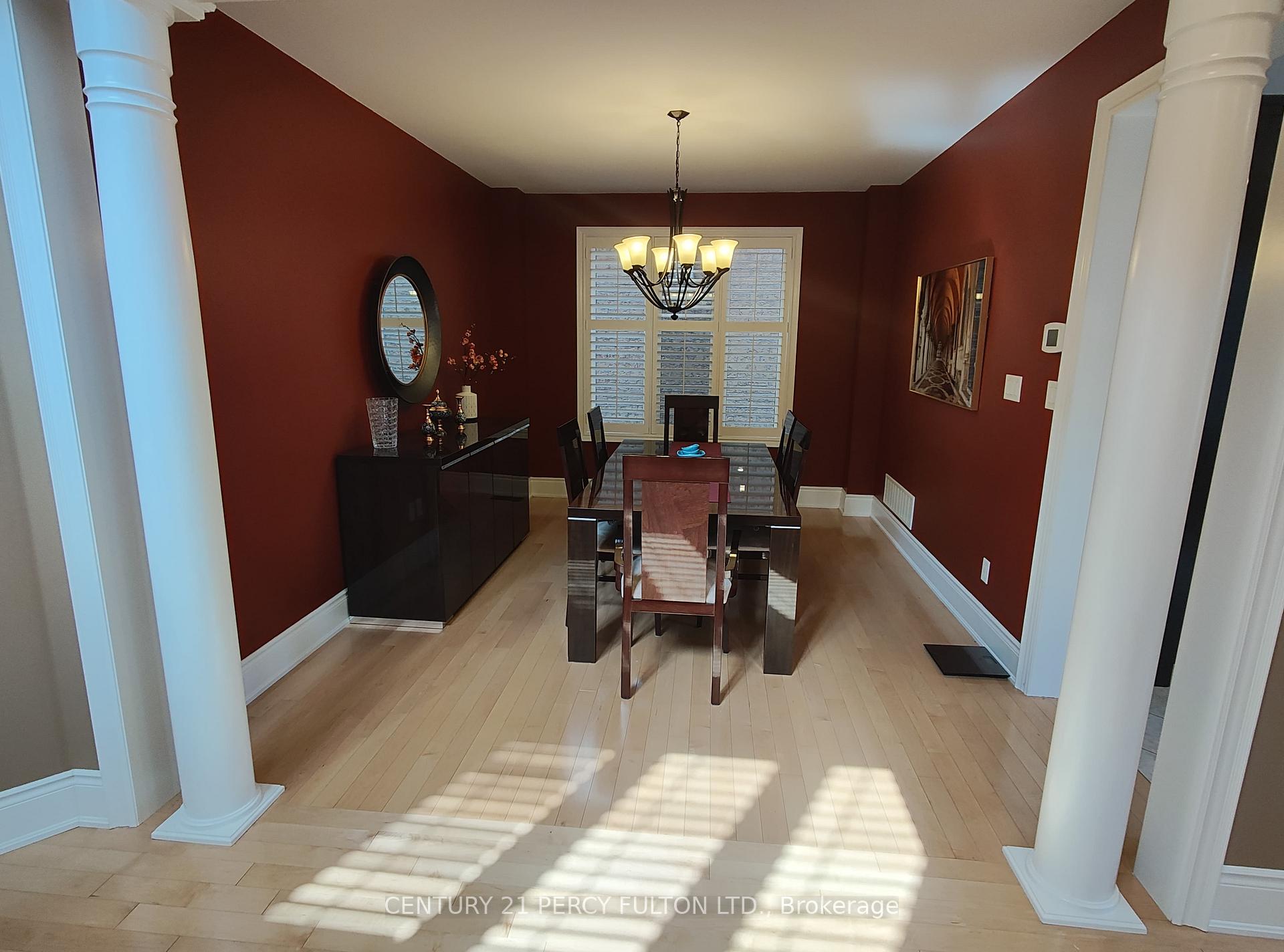 Photo 6 of 21 Bowkett Drive, Richmond Hill, Jefferson — HOMEH