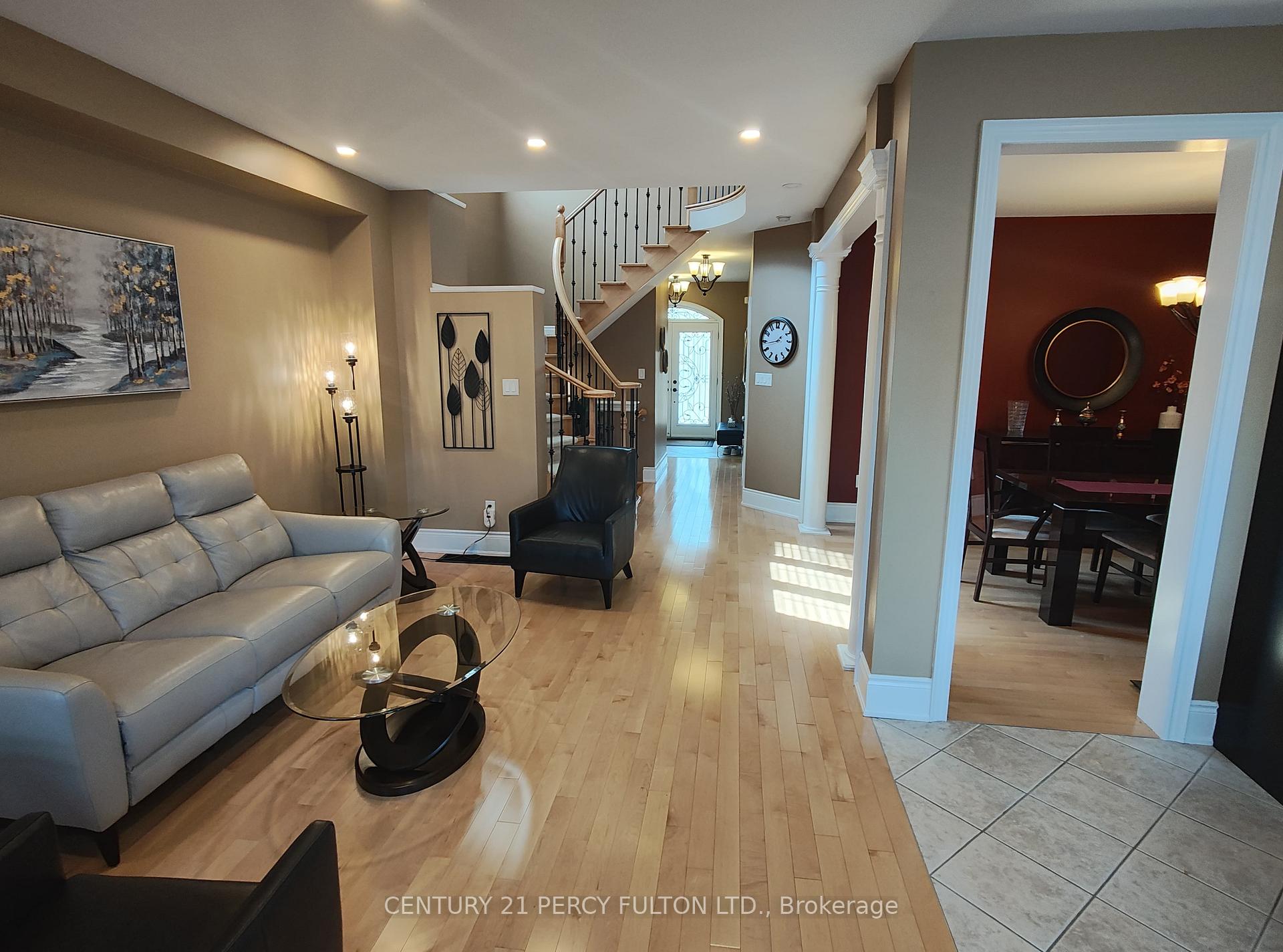 Photo 7 of 21 Bowkett Drive, Richmond Hill, Jefferson — HOMEH