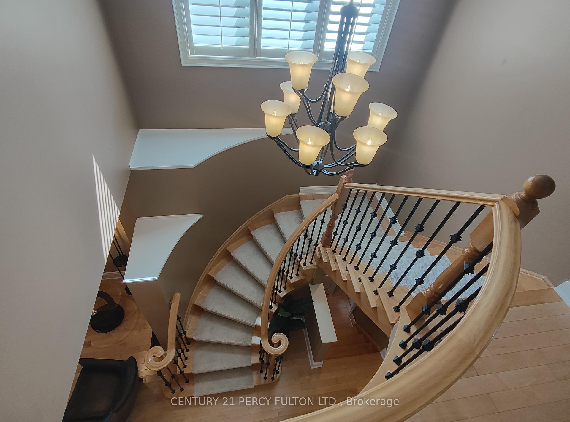 Photo 9 of 21 Bowkett Drive, Richmond Hill, Jefferson — HOMEH