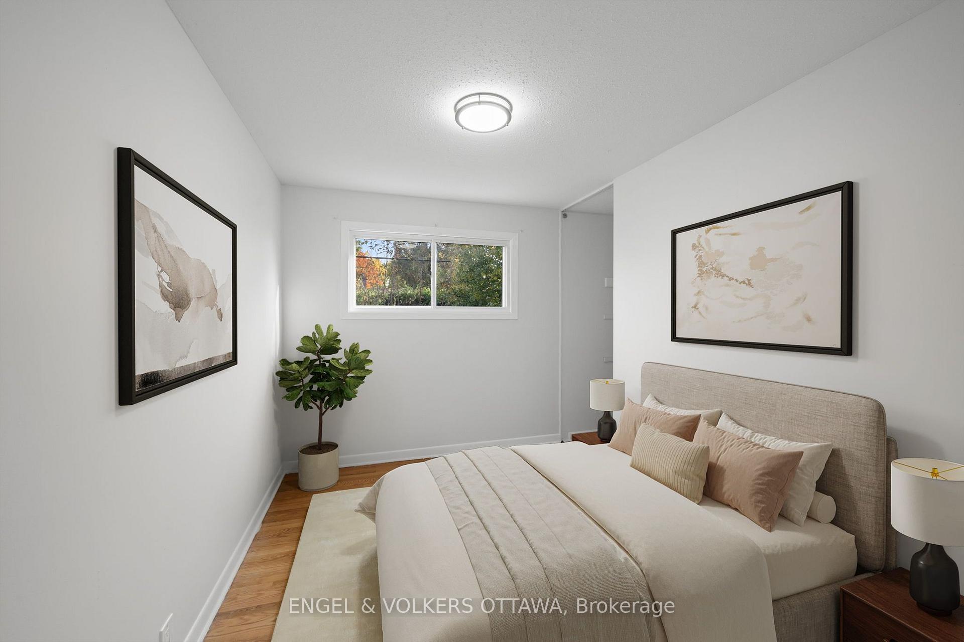Photo 25 of 50 Solva Drive, Ottawa, Crystal Beach — HOMEH