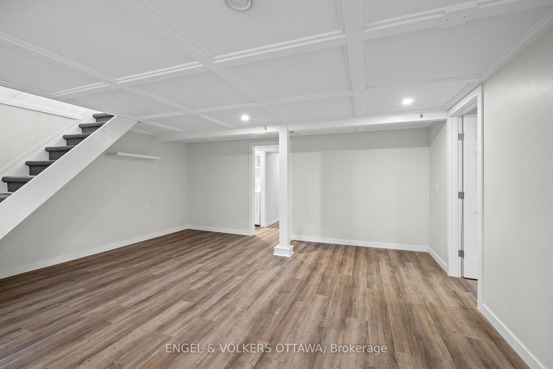 Photo 29 of 50 Solva Drive, Ottawa, Crystal Beach — HOMEH