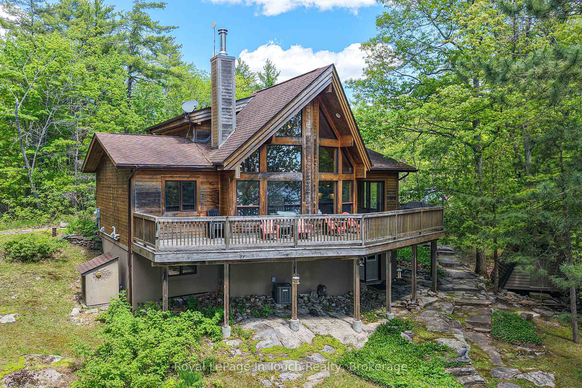 Photo 2 of 96 Millard Drive, Georgian Bay, Baxter — HOMEH