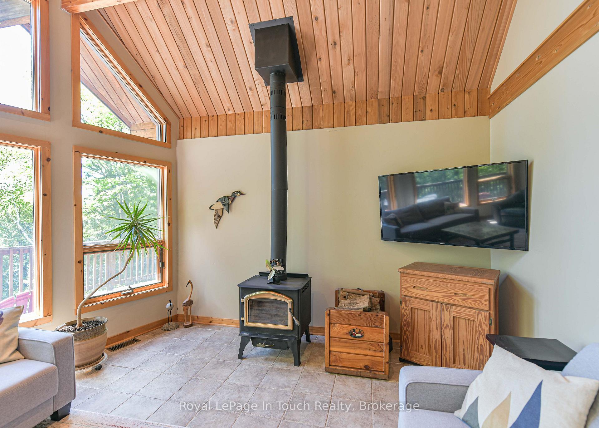 Photo 7 of 96 Millard Drive, Georgian Bay, Baxter — HOMEH