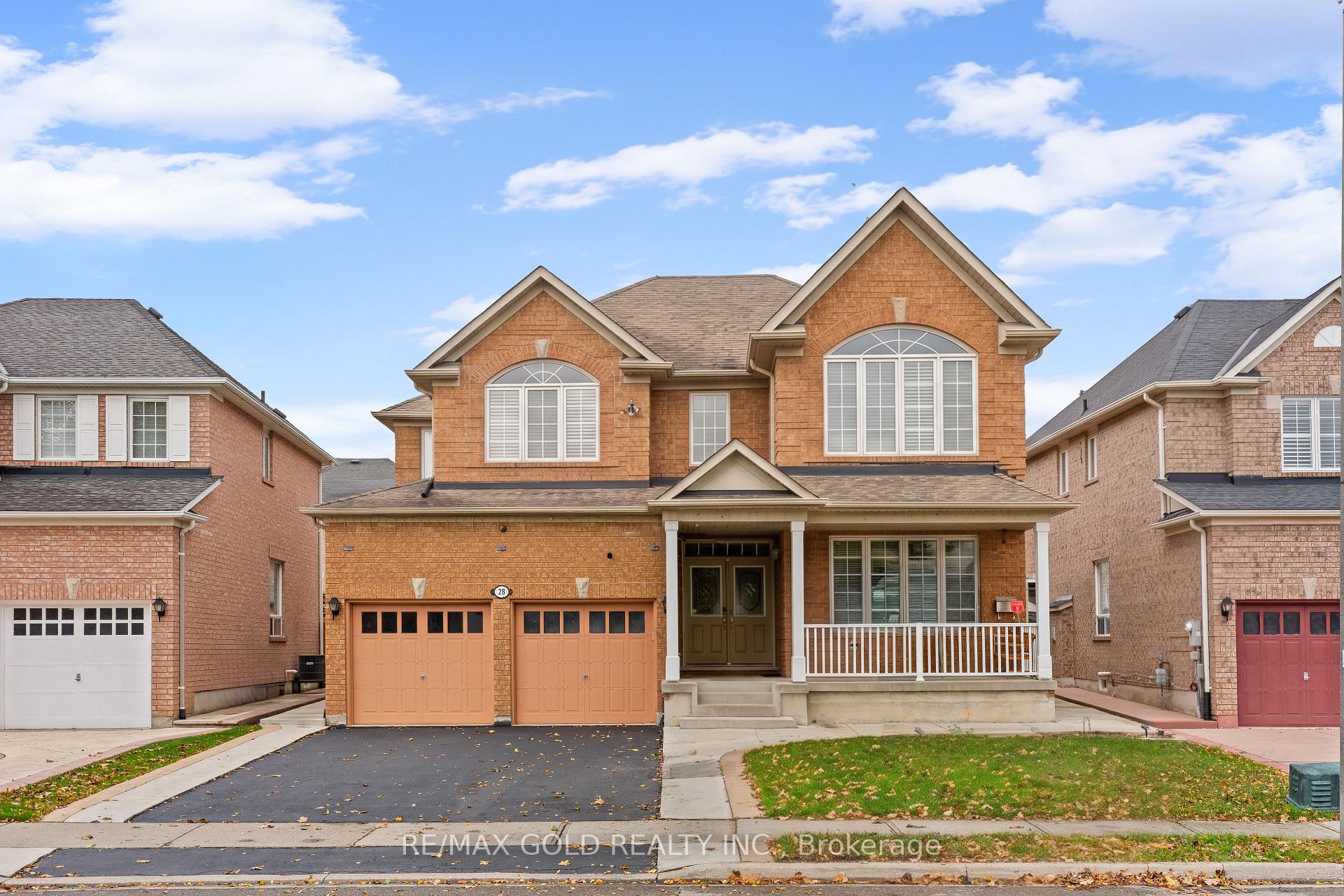 Front of 28 Latania Boulevard