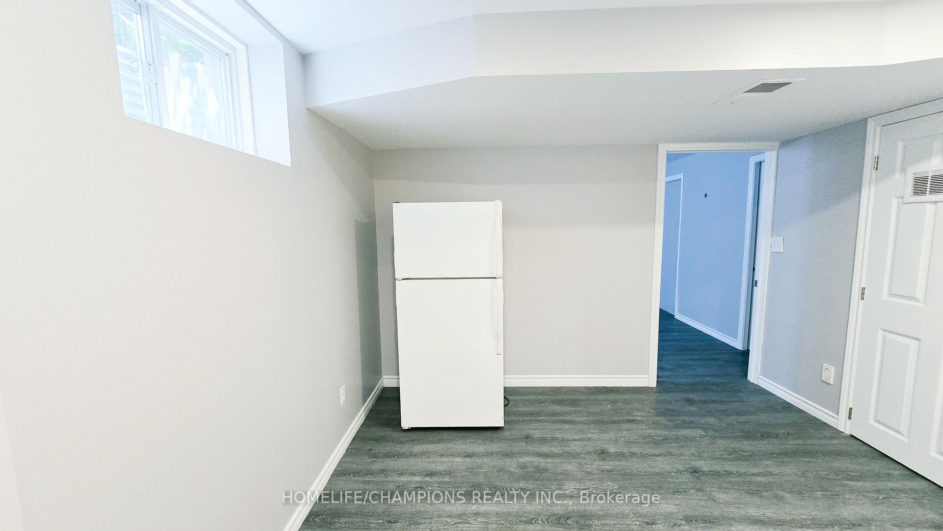 Photo 21 of 159 Snowdrop Crescent, Kitchener, Larentian West — HOMEH